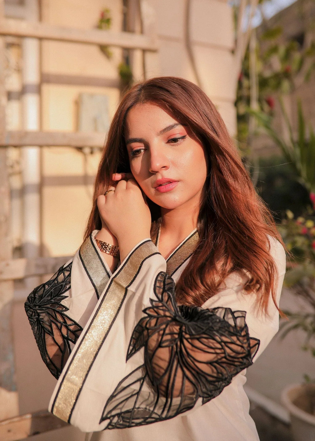 Embroidered V-Neck Lawn 2-Piece Suit – Ivory, Summer Wear