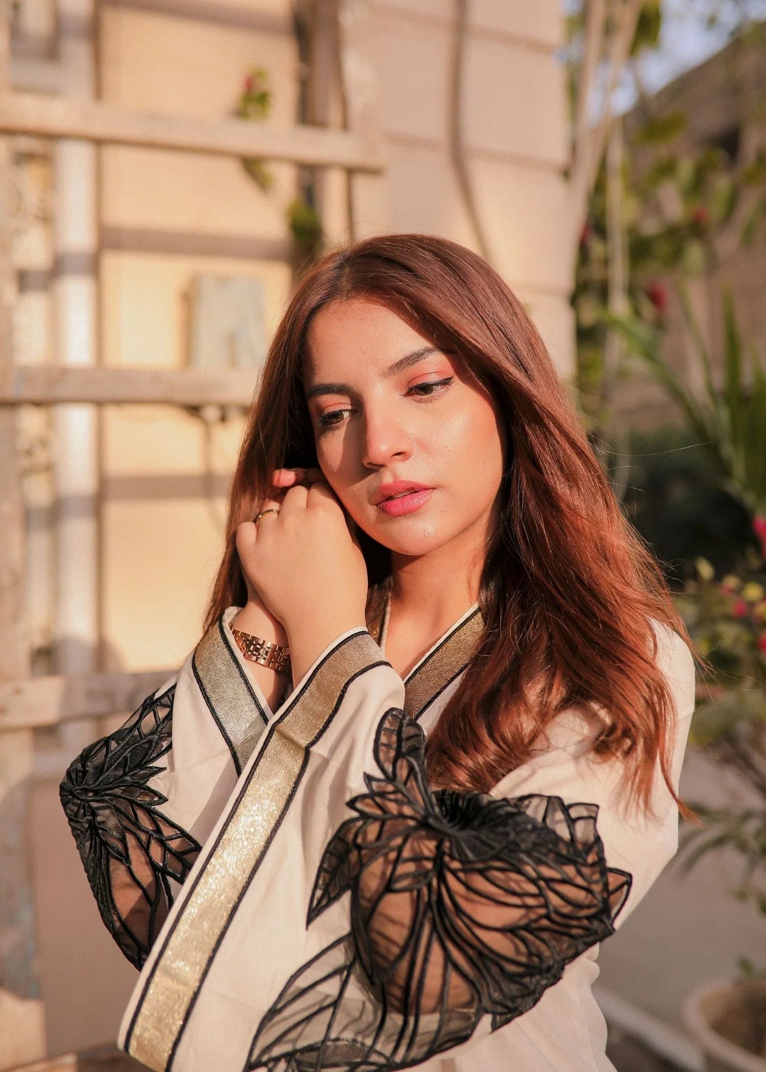 Embroidered V-Neck Lawn 2-Piece Suit – Ivory, Summer Wear