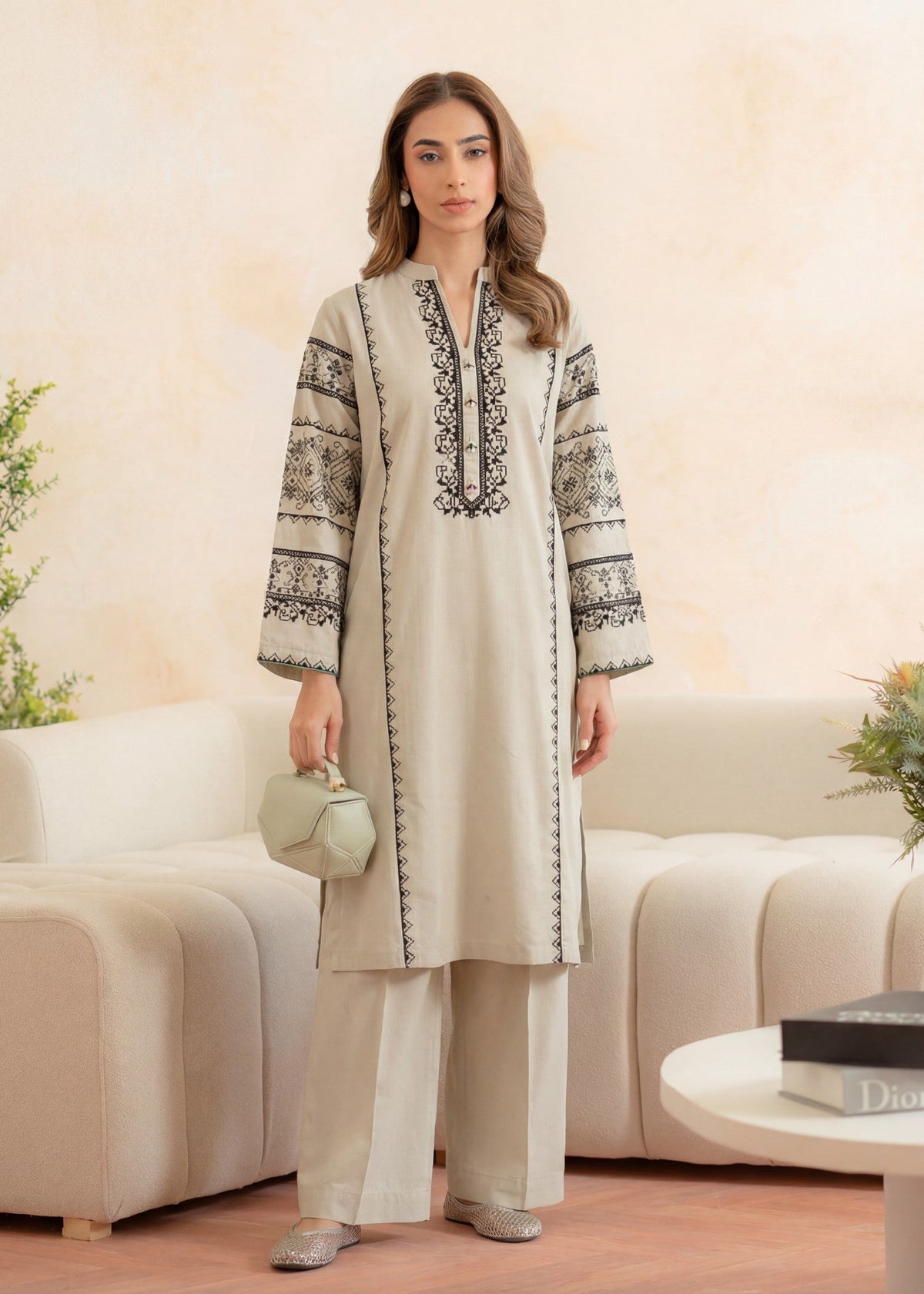 Embroidered Lawn Flapper Suit – Ivory, Summer Wear
