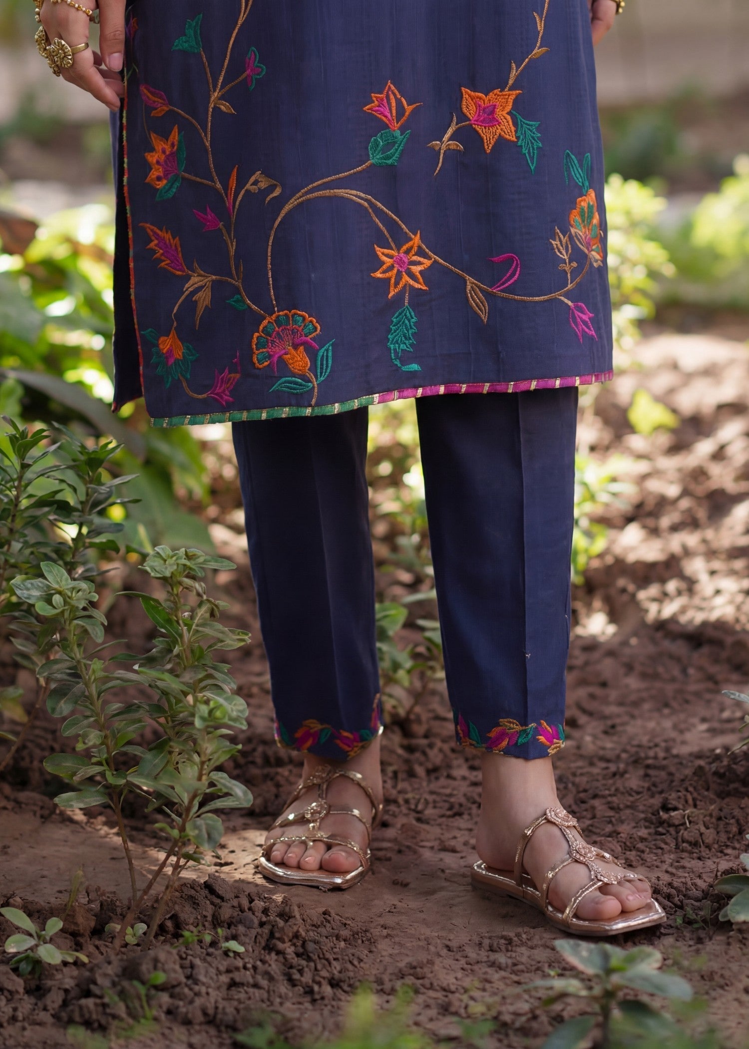 Embroidered Lawn 2-Piece Suit – Navy Blue, Summer Wear