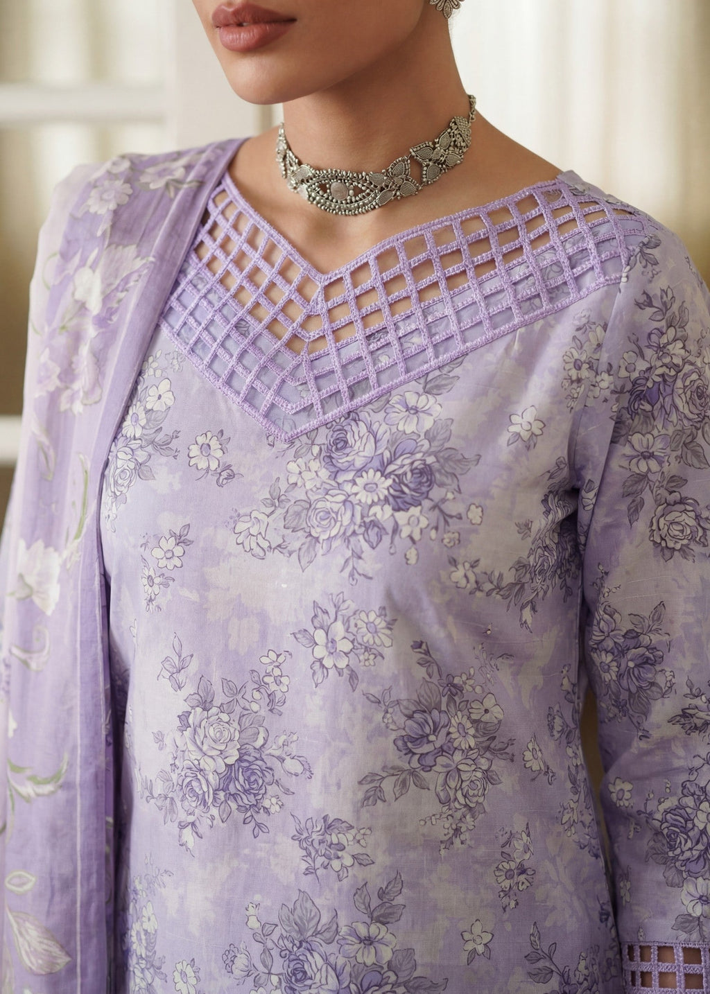 Printed Textured Lawn Farshi Shalwar Suit – Mauve, Voile Dupatta