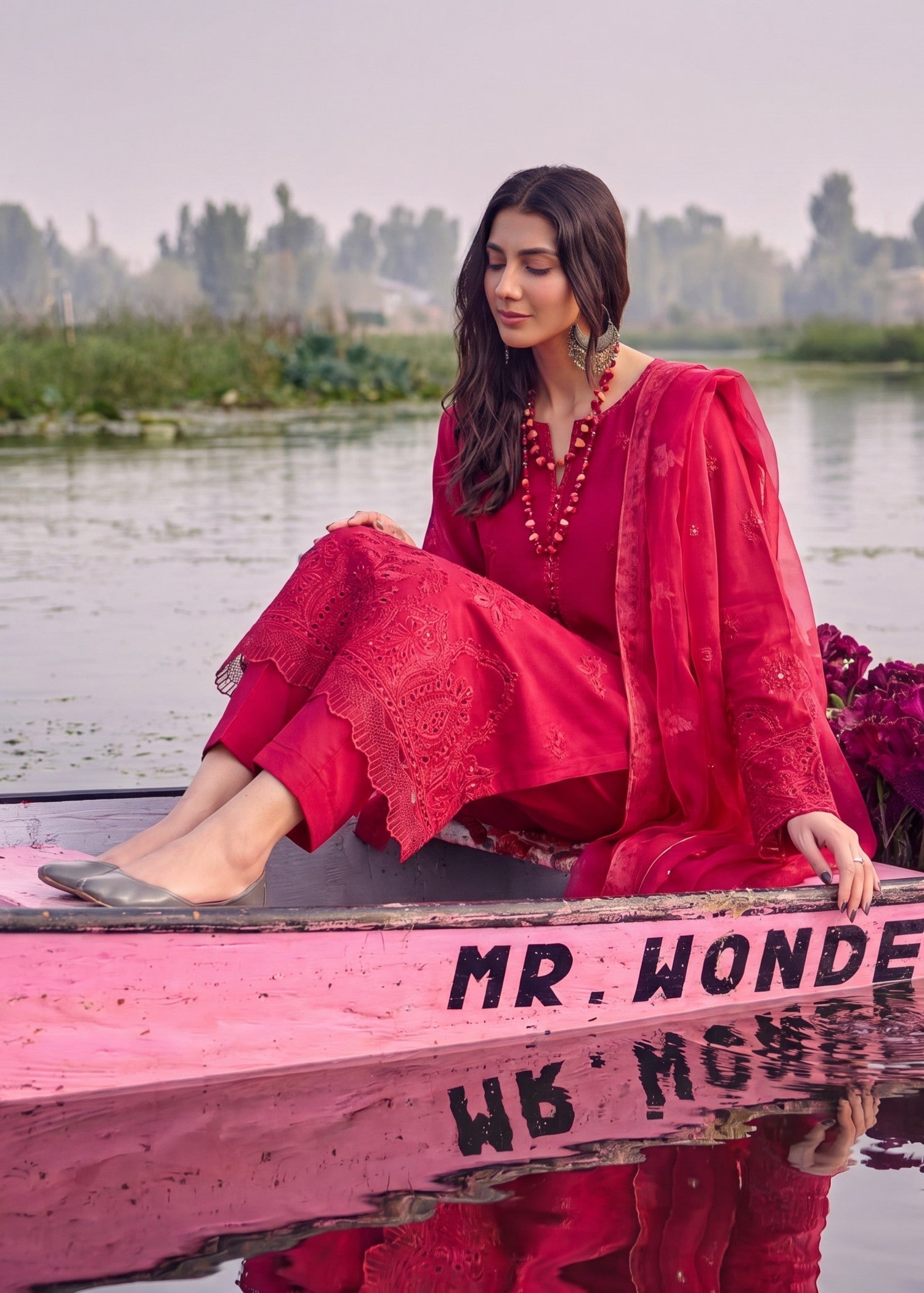 Embroidered Long Kurta Cotton 3-Piece Suit – Red, Manaar Dupatta