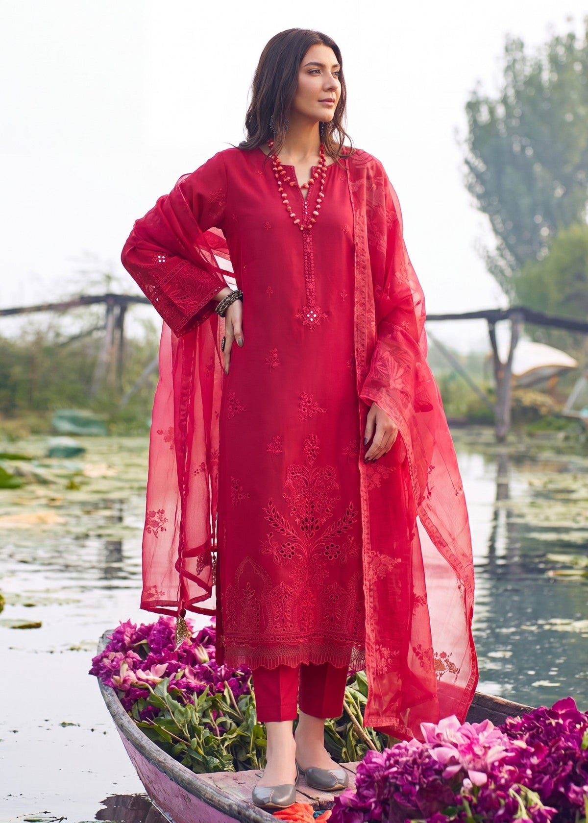 Embroidered Long Kurta Cotton 3-Piece Suit – Red, Manaar Dupatta