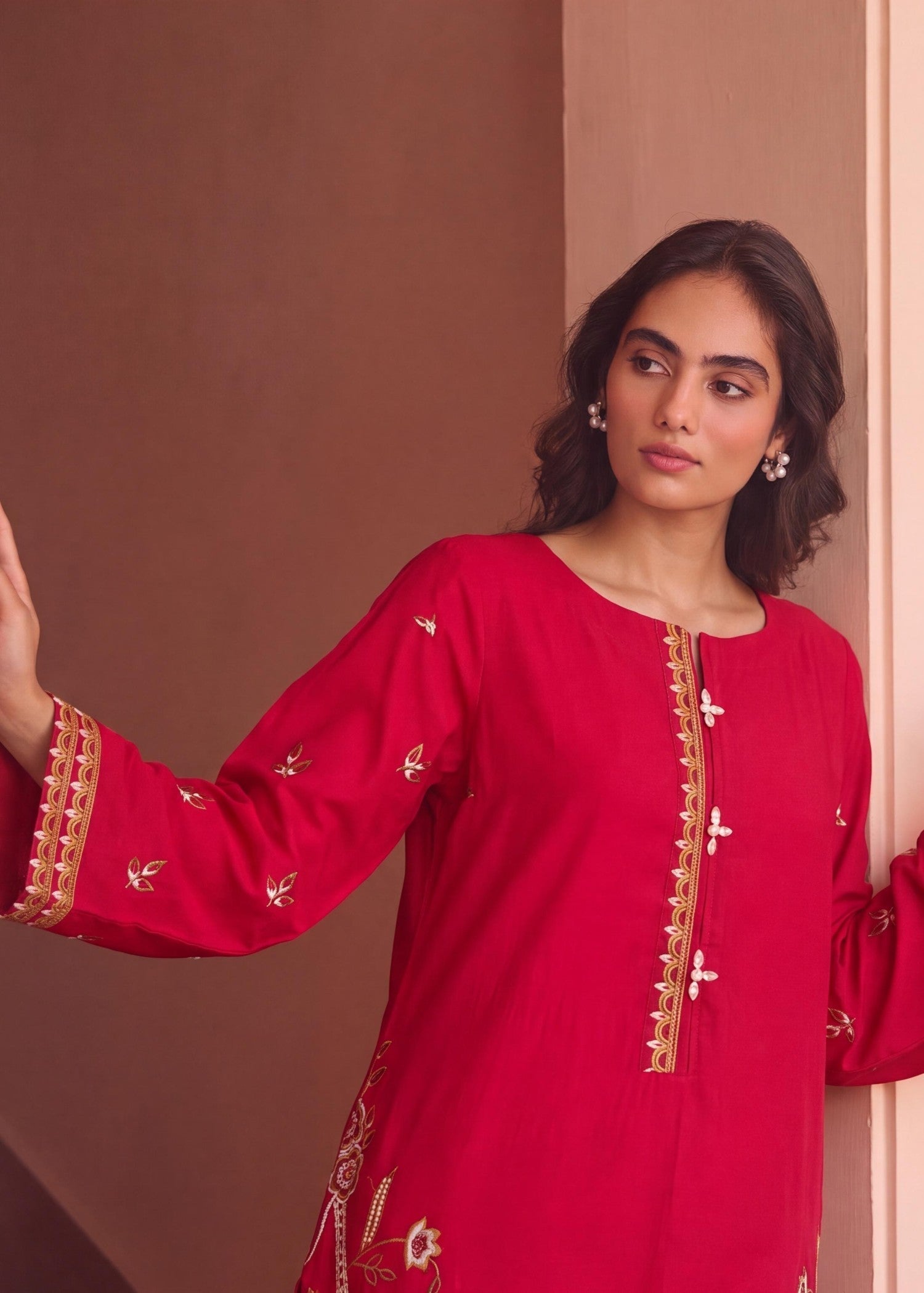 Embroidered Lawn 3-Piece Suit – Pink, Voile Dupatta