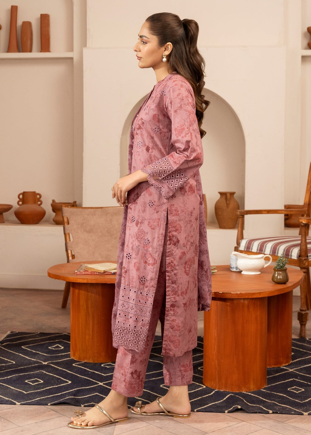 Embroidered Lawn Straight Kurta 3-Piece Suit – Mauve Pink with Chiffon Dupatta, Summer Wear