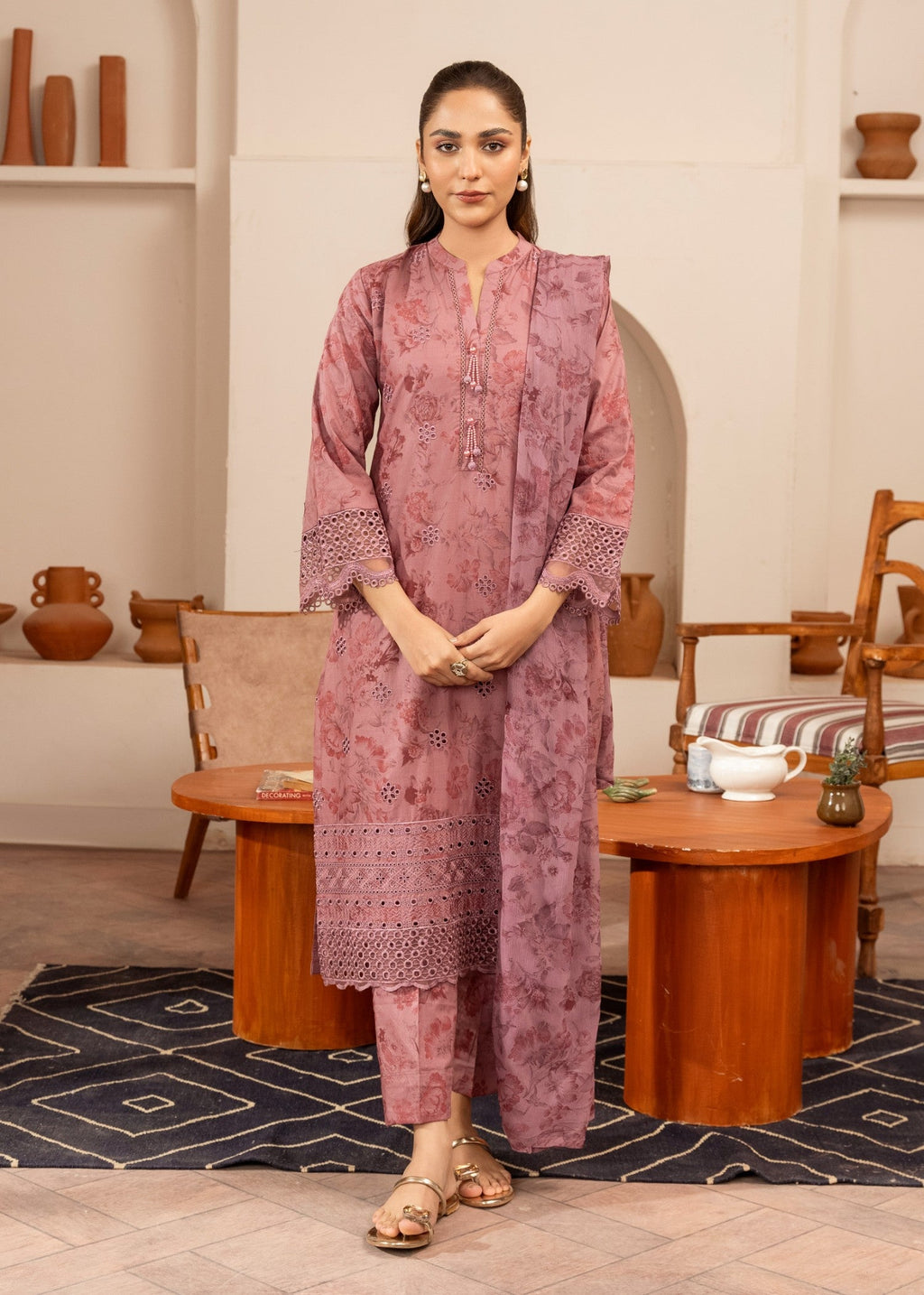 Embroidered Lawn Straight Kurta 3-Piece Suit – Mauve Pink with Chiffon Dupatta, Summer Wear