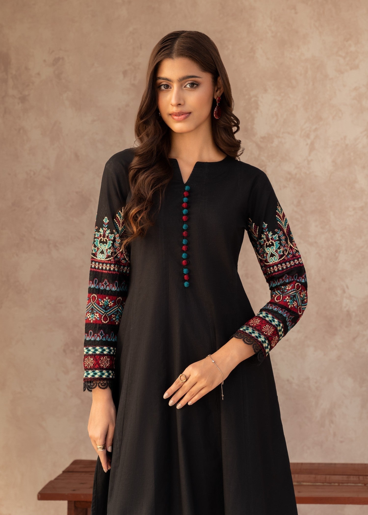 Embroidered Lawn Straight Cut Pishwas 2-Piece Suit – Black, Summer Wear