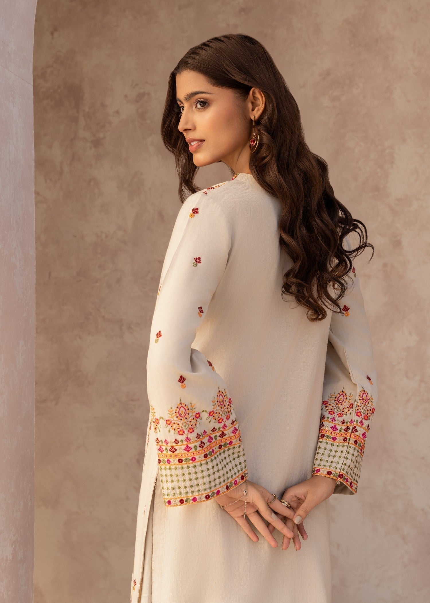 Embroidered Lawn Straight Kurta 2-Piece Suit – Off-White, Summer Wear