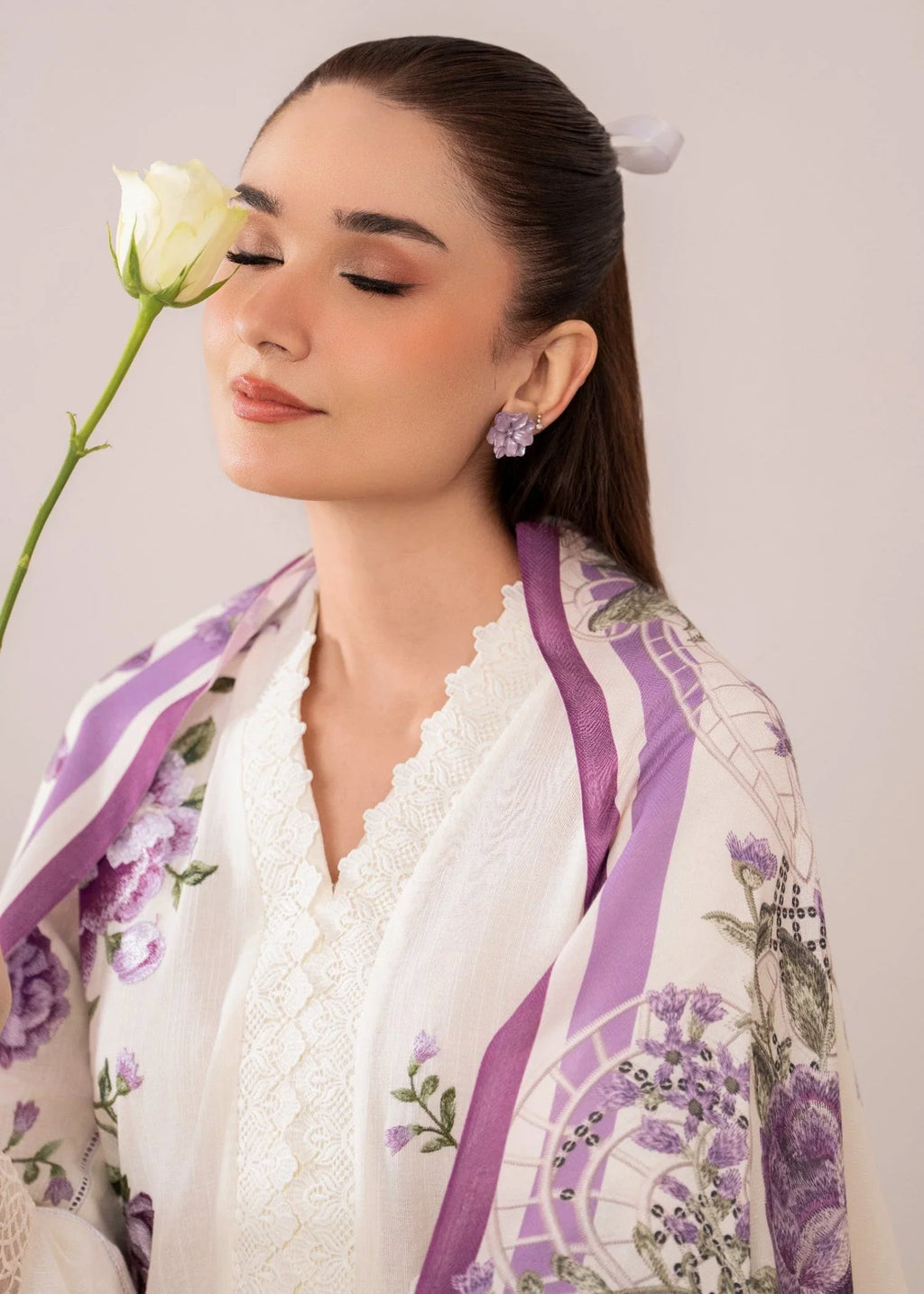 Embroidered Lawn 3-Piece Suit – White with Manaar Dupatta, Summer Daily Wear