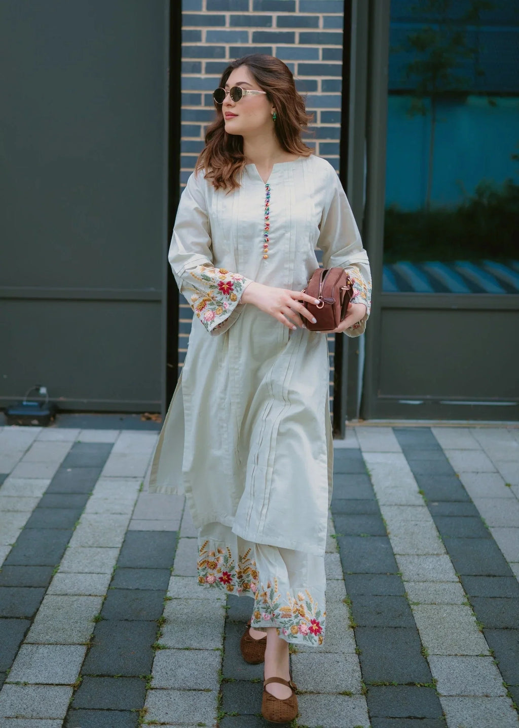 Embroidered Long Kurta Lawn 2-Piece Suit – Ivory, Summer Wear