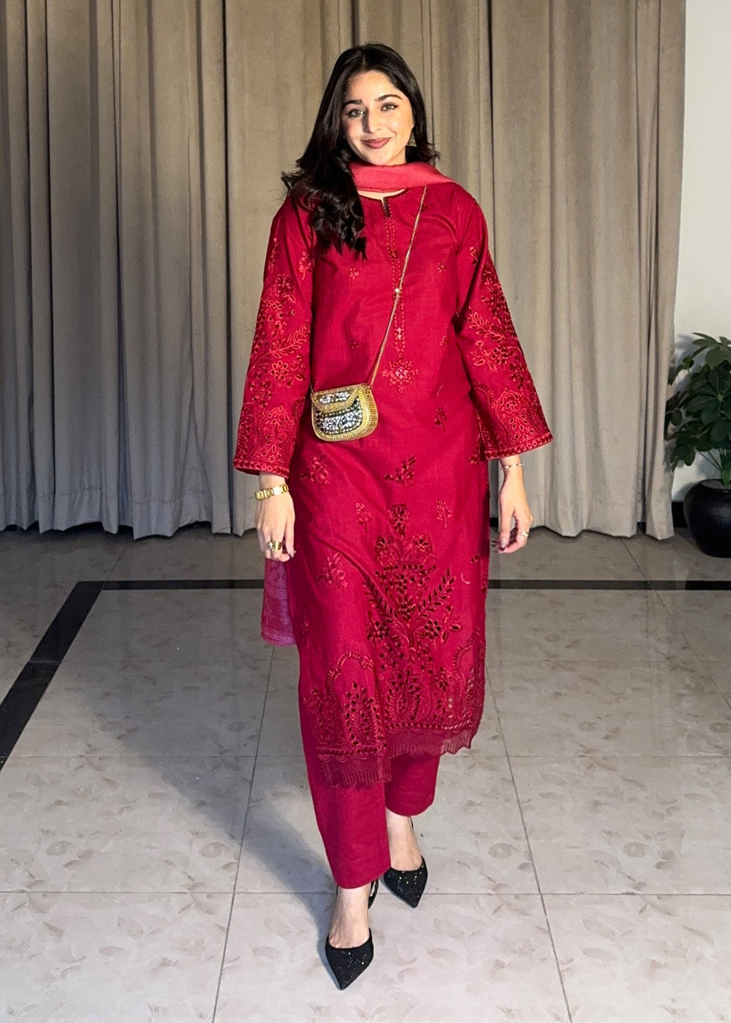 Embroidered Long Kurta Cotton 3-Piece Suit – Red, Manaar Dupatta