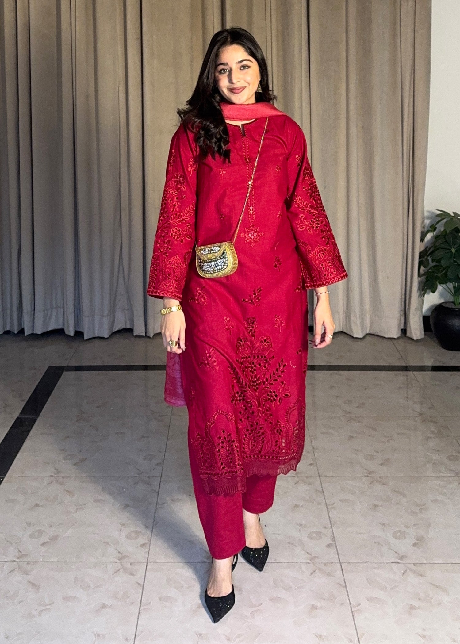 Embroidered Long Kurta Cotton 3-Piece Suit – Red, Manaar Dupatta