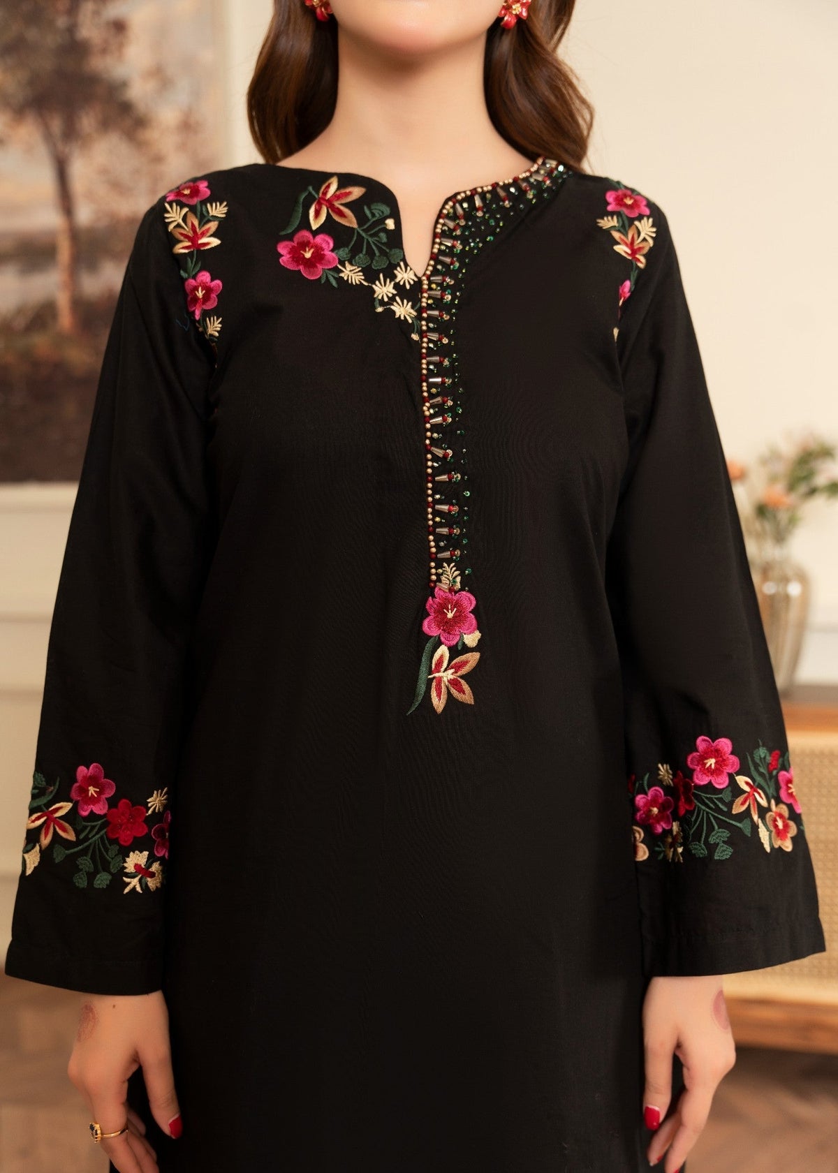 Embroidered Lawn Culottes Suit – Black, Manaar Dupatta